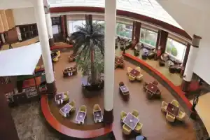 Mövenpick Hotel, Манама