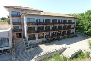 Bisser Hotel - Free Parking - Free Pool Access, Балчик