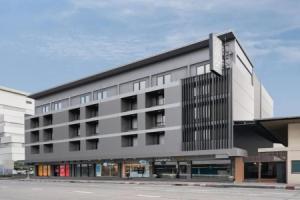 Отель «Aspira Gems Center Silom», Бангкок