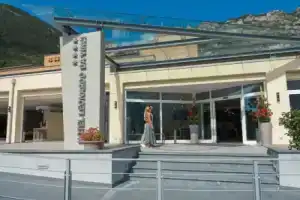 Лимоне-суль-Гарда - Гостиницы