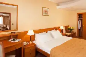 Гостиница «Космос Клуб 4*», Москва