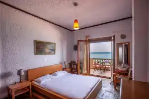 Rafaella sea view apartments 2, Пефкохори