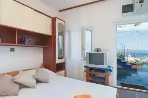Nice Home in Omis With Wifi and 0 Bedrooms, Омис