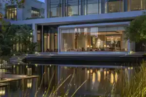 Four Seasons Hotel Bangkok at Chao Phraya River, Бангкок