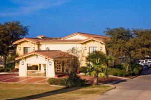 Отель «La Quinta Inn by Wyndham Austin South / I-35», Остин