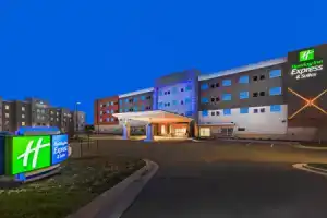 Holiday Inn Express & Suites Lenexa - Overland Park Area by IHG, Оверленд-Парк