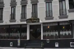 Royal Ramblas Resort & Spa, Коджаэли
