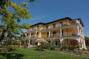 Hotel «Splendid Sole», Манерба-дель-Гарда