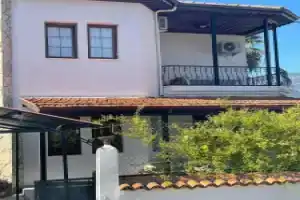 Villa With Private Pool and Garden in Dalyan, Дальян