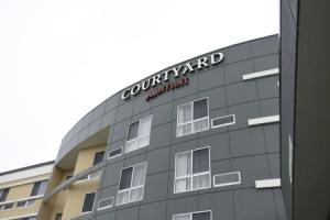 Отель «Courtyard by Marriott East», Эвансвилль