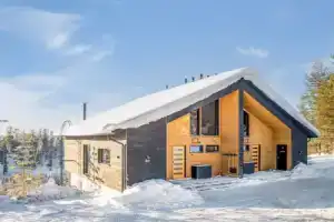 Villa voimapolku 9 a 1, Рука