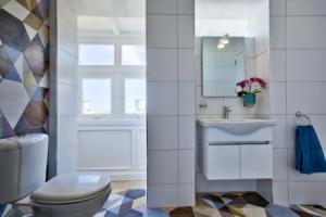 Tritoni Ursula suites, Биргу