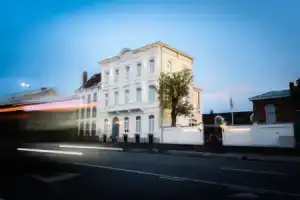 Golden Tree Hotel, Брюгге