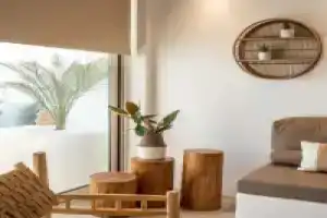 Euphoria Suites Spa, Кардамена