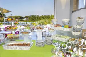 Camping Village Baia Azzurra Club, Кастильоне-делли-Пеская