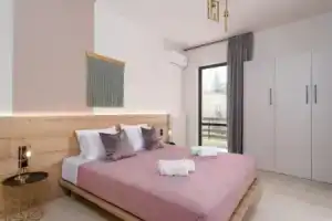 NIMA1 4 bedroom apt centraly located in Rethimno, Ретимно