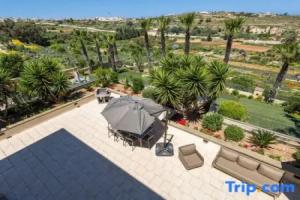 Villa Nirvana - 4 bedrooms (sleeps 8 + 2 kids) Qala village, Кала