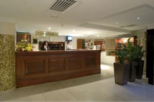 The Windsor Hotel, Слима