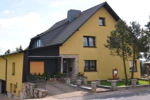 Small and Cozy Apartment in Frauenwald near Forest, Фрауэнвальд