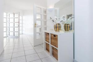 Awesome Home in Vodice With Wifi and 3 Bedrooms, Водице