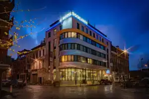 Hotel «Docklands», Антверпен