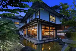 Atami Onsen Sakuraya Ryokan, Атами