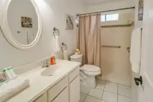 San Antonio Home w/ Private Pool: 5 Mi to Downtown, Сан-Антонио