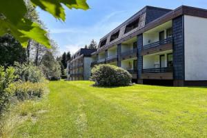 Flat With Balcony Near Golf Course in Winterberg, Винтерберг