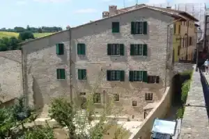 Arnolfo b&b, Колле-ди-Валь-д'Эльса