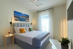 Rodo Seafront Villa with private pool and jacuzzis by Volta Suites and Villas, Коккини-Хани