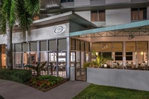 Отель «Courtyard by Marriott Miami Airport», Майами