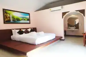 Chaweng Buri Resort, Чавенг