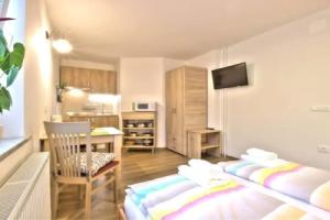 Charming Apartment in Bled Near Lake, Блед