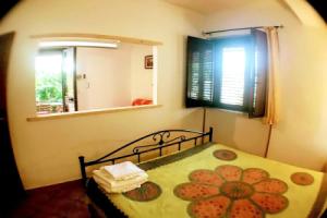 House With one Bedroom in Provincia di Vibo Valentia, With Shared Pool, Enclosed Garden and Wifi, Паргелия