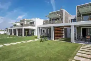Отель «Thalassa Suites», Ахарави