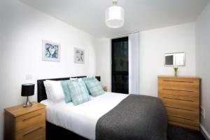 Absolute Stays On Essex- Contractors Families Free Wifi Free Parking Airport, Бирмингем