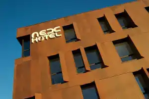 Le NexHotel, Тарб