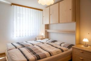 Haus Kibo- Sunny place for 4, Церматт