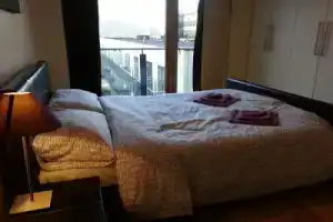 Gallery Quay Grand Canal Apartments, Дублин