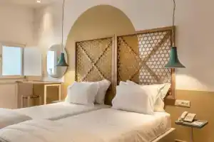 View Hotel by Secret, Ия