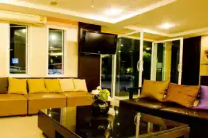 Sinsuvarn Airport Suite Hotel, Лат-Крабанг
