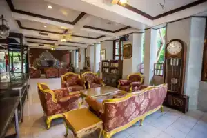 Prince Hotel, Чианг Май