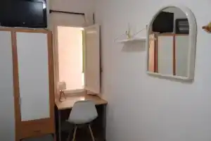 Cozy single room Mercado Central, Аликанте