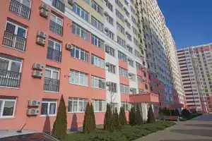 Хостел, Су-Псех