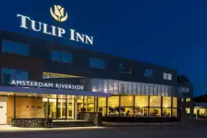 Отель «Golden Tulip Amsterdam Riverside», Амстердам