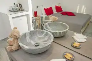 Апарт-отель «Margarita Studios Ambelas», Парос