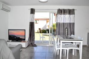 Apartment 4 people near the beach, Морьяни-Пляж