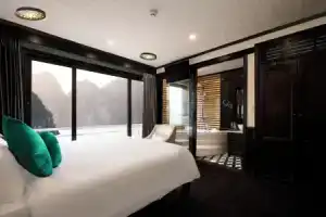 Отель «Alisa Luxury Cruise», Халонг