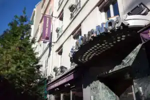 Отель «Hôtel Nude Paris», Париж