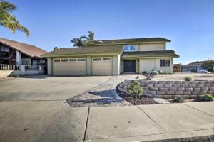 'breeze By the Pool' Chula Vista Home w/ Game Room, Сан-Диего